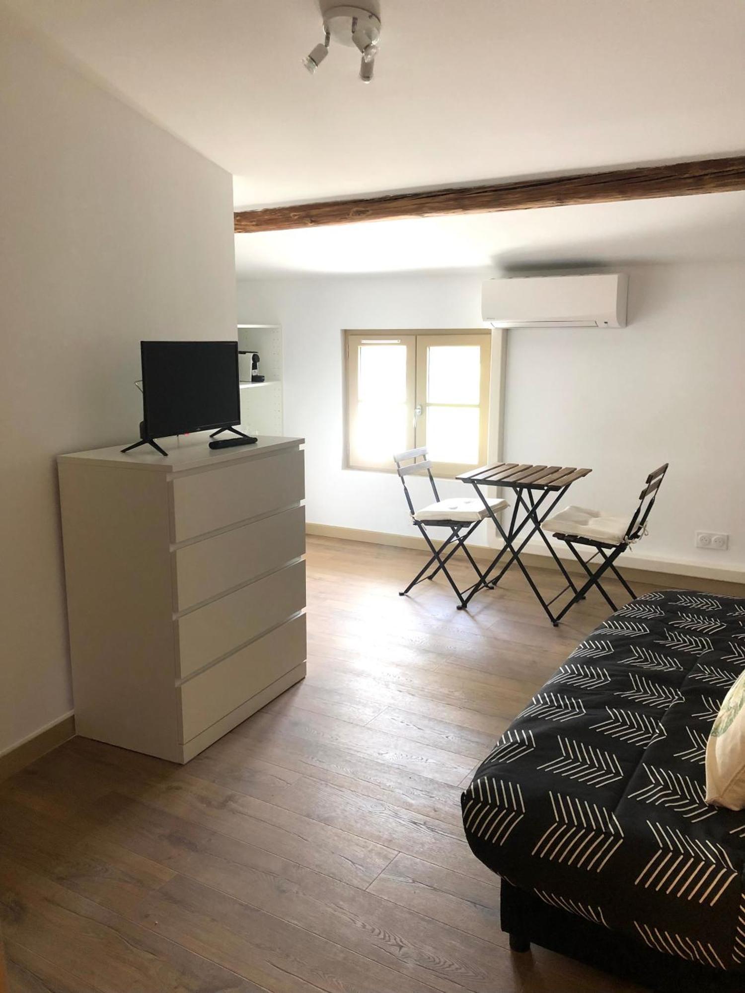 Logement Neuf, Tout Confort, Au Coeur Du Village Saint Didier (Vaucluse) Exterior foto